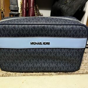 COPY - Micheal Kors LG crossbody